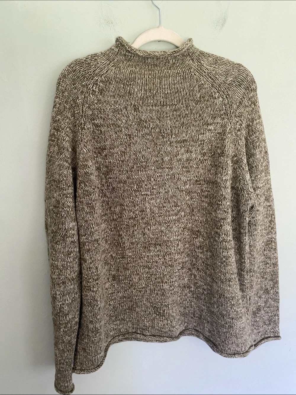 J. Crew Rolledneck Mock neck Sweater Size Large 100% cotton Green & cream